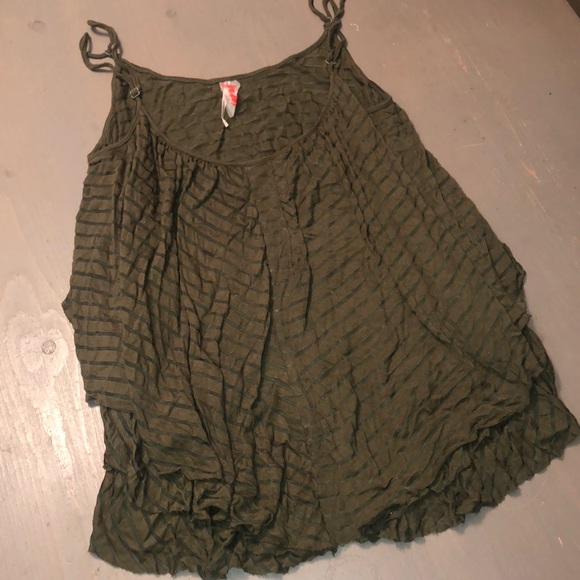 Free People Tops - ❤️Free People cami tank❤️